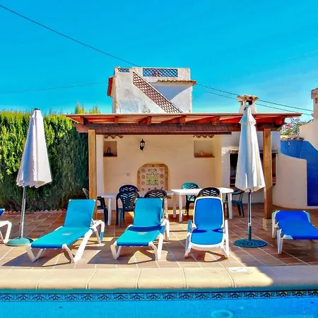 Villa Emilia - With Ocean View And Private Pool In