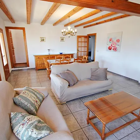 Emilia - With Ocean View And Private Pool In Βίλα
